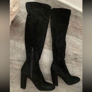 Elegant Black Suede Knee-High Boots with Block Heel